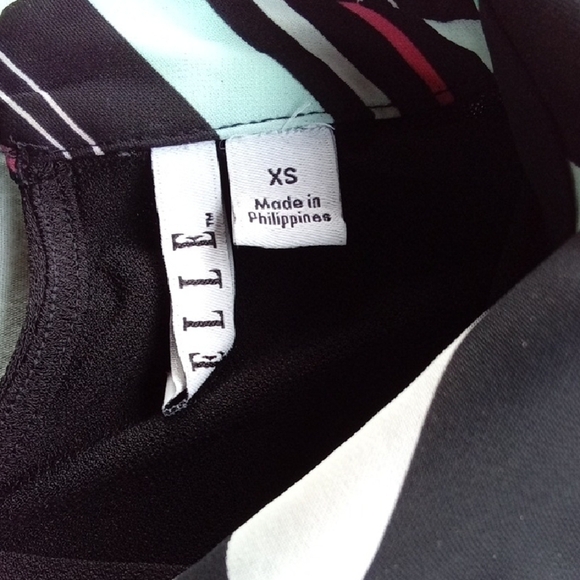 Womans XS Elle Asymmetrical Cut Out Tank Top in Black Pink And Mint - Picture 2 of 5